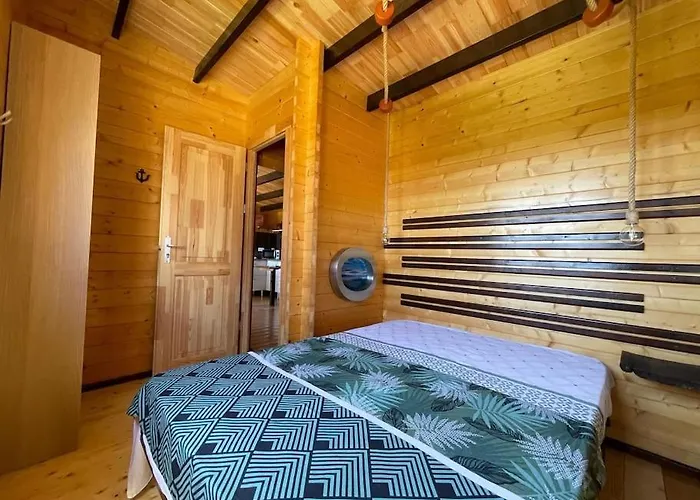 Holiday home Casa Em Madeira Com Jardim Privado *